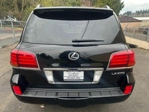 2011 Lexus LX 570 Base