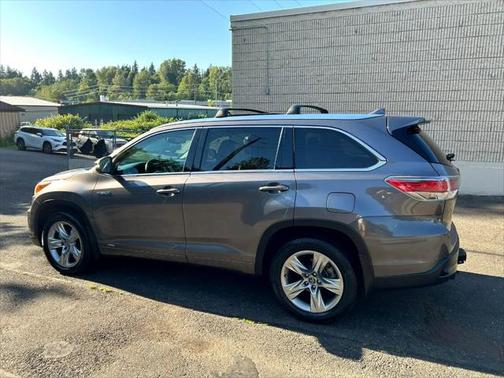 2016 Toyota Highlander Hybrid Platinum
