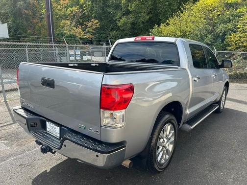 2010 Toyota Tundra Limited