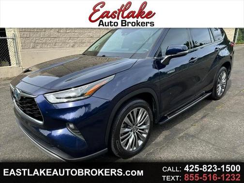 2021 Toyota Highlander Hybrid Platinum