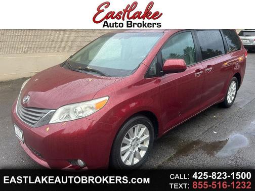 2013 Toyota Sienna XLE