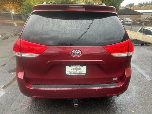 2013 Toyota Sienna XLE