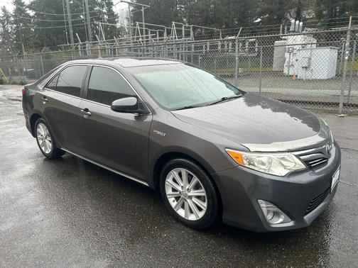 2014 Toyota Camry Hybrid XLE