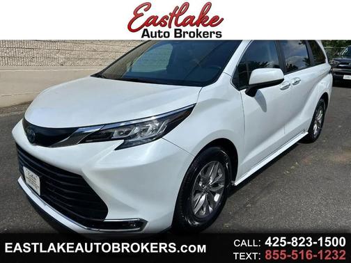 Wind Chill Pearl 2022 Toyota Sienna XLE