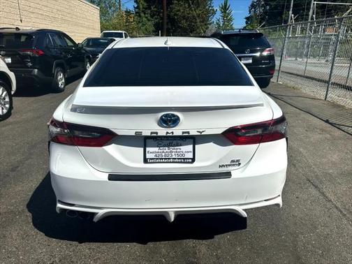 2021 Toyota Camry SE