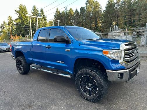 2017 Toyota Tundra SR5