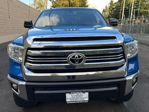 2017 Toyota Tundra SR5