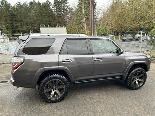2017 Toyota 4Runner SR5 Premium