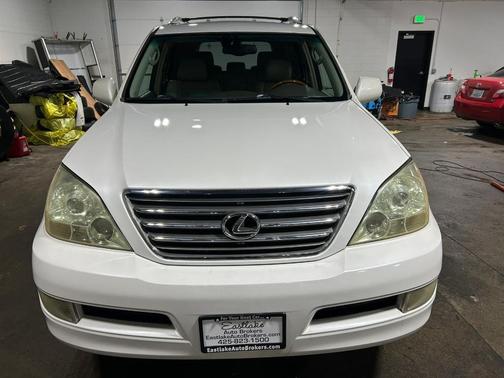 2004 Lexus GX 470 Sport Utility