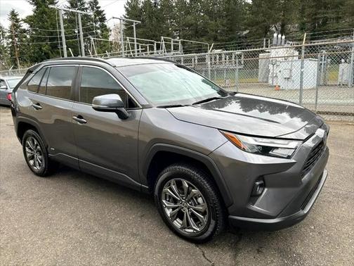 2022 Toyota RAV4 Hybrid XLE Premium