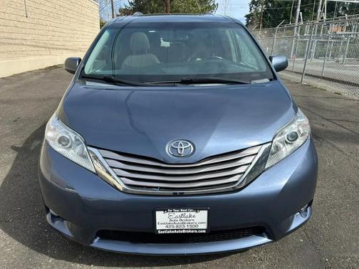 2015 Toyota Sienna XLE Premium