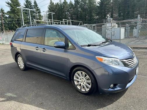 2015 Toyota Sienna XLE Premium