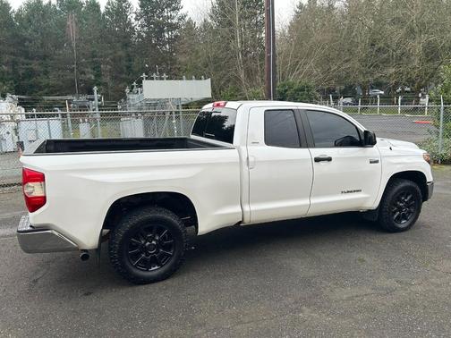 2018 Toyota Tundra SR5