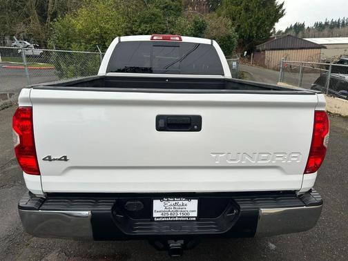 2018 Toyota Tundra SR5