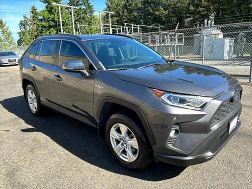 2020 Toyota RAV4 Hybrid XLE