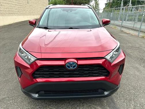 2019 Toyota RAV4 Hybrid LE