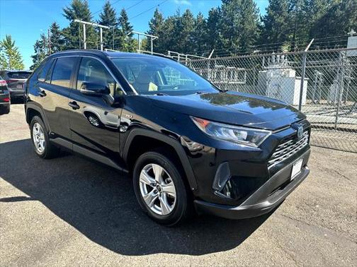 2019 Toyota RAV4 Hybrid LE