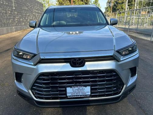 Celestial Silver Metallic 2024 Toyota Grand Highlander Hybrid XLE