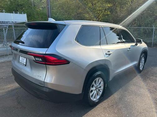 Celestial Silver Metallic 2024 Toyota Grand Highlander Hybrid XLE