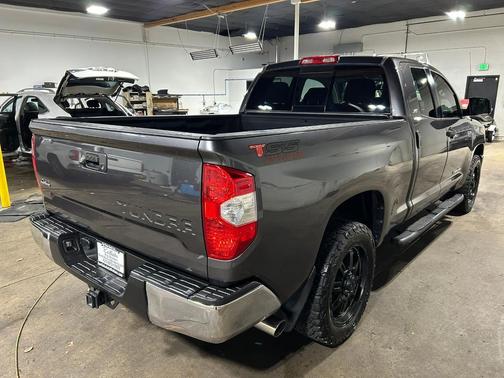 2016 Toyota Tundra SR5