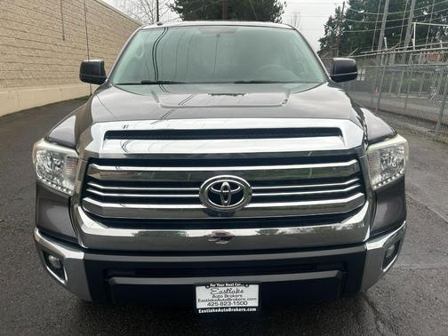 2016 Toyota Tundra SR5