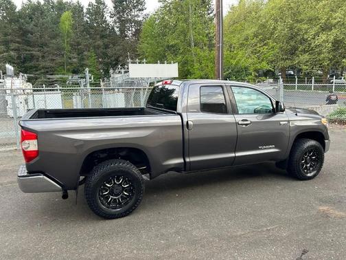 Magnetic Gray Metallic 2014 Toyota Tundra Limited