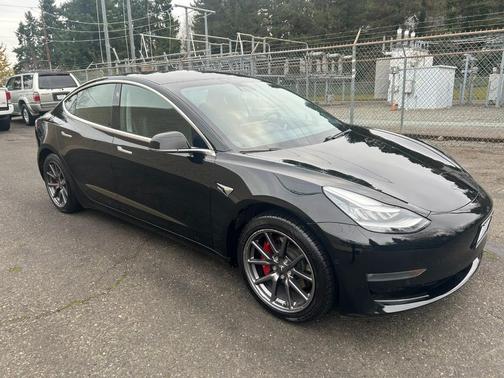 2019 Tesla Model 3 Mid Range