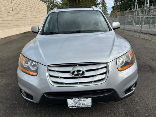 2010 Hyundai SANTA FE SE