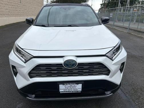 2019 Toyota RAV4 Hybrid SE