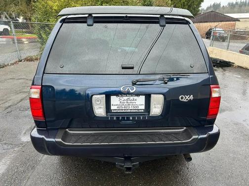 2002 INFINITI QX4 Luxury