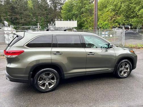 2017 Toyota Highlander Hybrid Platinum