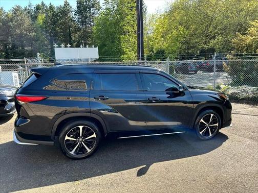 2021 Toyota Highlander XSE