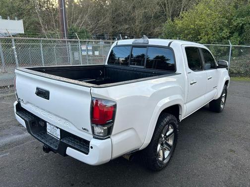 2016 Toyota Tacoma Limited