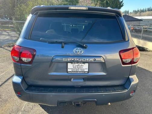 2018 Toyota Sequoia SR5