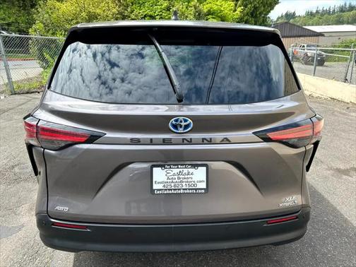 2021 Toyota Sienna XLE 7 Passenger