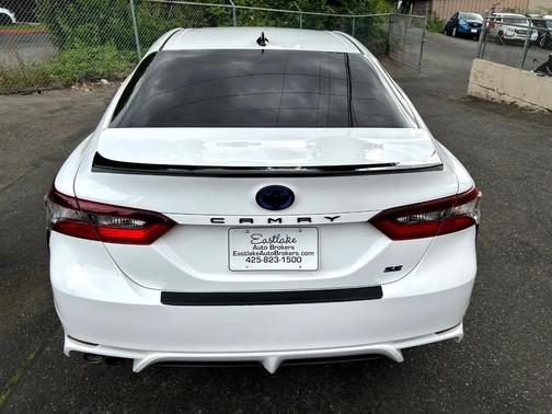 2022 Toyota Camry SE