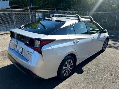 2020 Toyota Prius XLE