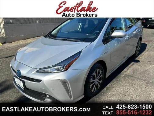 2020 Toyota Prius XLE
