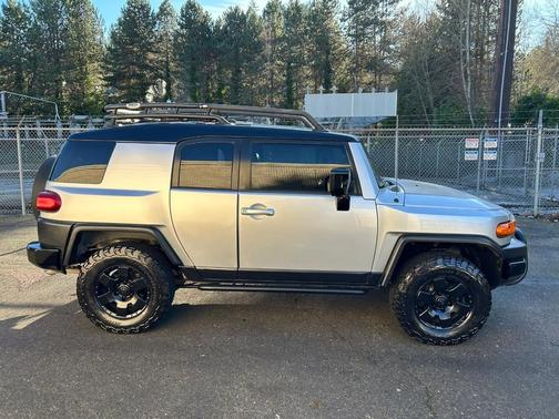 2008 Toyota FJ Cruiser Base