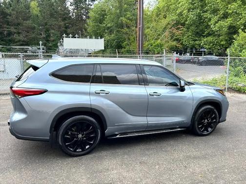 2023 Toyota Highlander Hybrid Limited