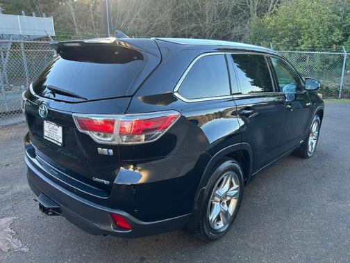 2016 Toyota Highlander Hybrid Platinum