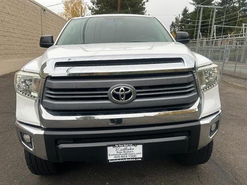 2014 Toyota Tundra SR5