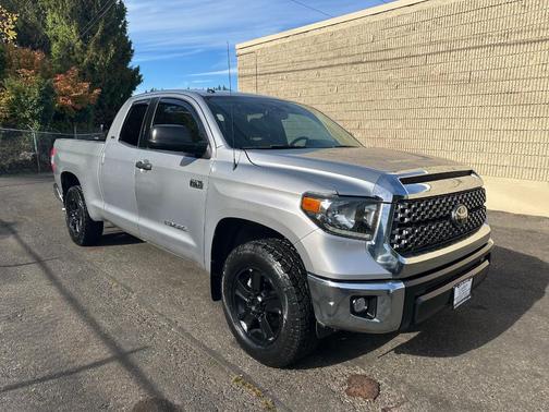 2018 Toyota Tundra SR5