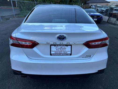 2018 Toyota Camry Hybrid XLE