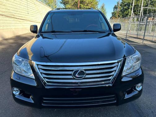 2009 Lexus LX 570 Base