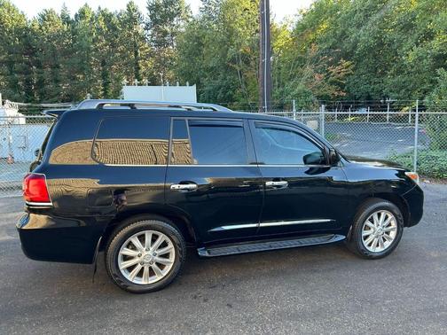 2009 Lexus LX 570 Base
