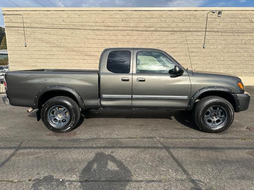 2003 Toyota Tundra SR5