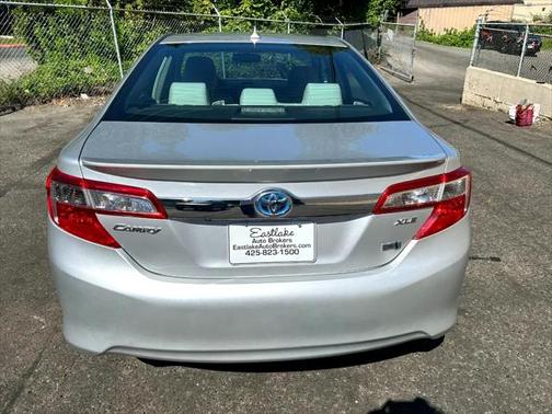 2012 Toyota Camry Hybrid XLE