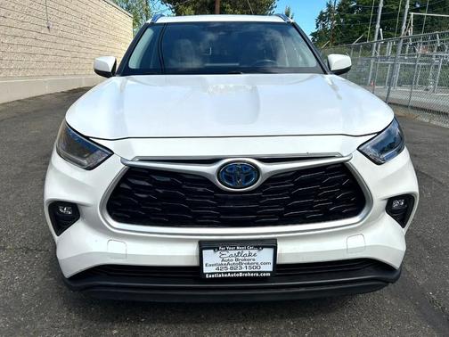 2021 Toyota Highlander Hybrid XLE