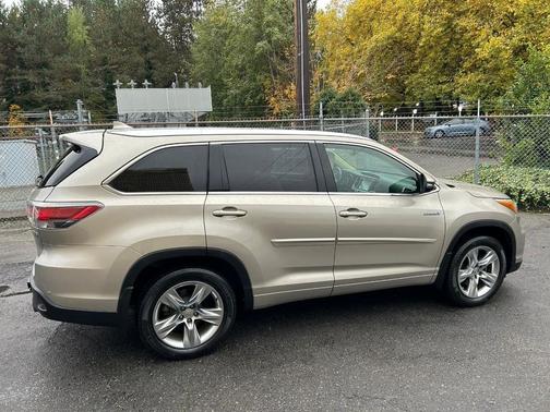 2015 Toyota Highlander Hybrid Platinum